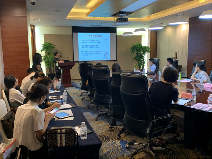 厦门市药学会成功召开“中医院药学管理研讨会”(图2)